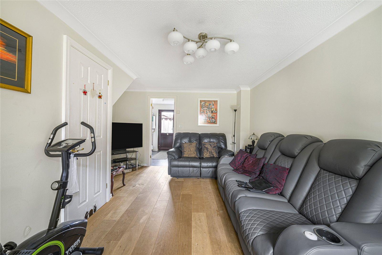 2 bedroom house for sale in Greenhithe | Robinson Jackson