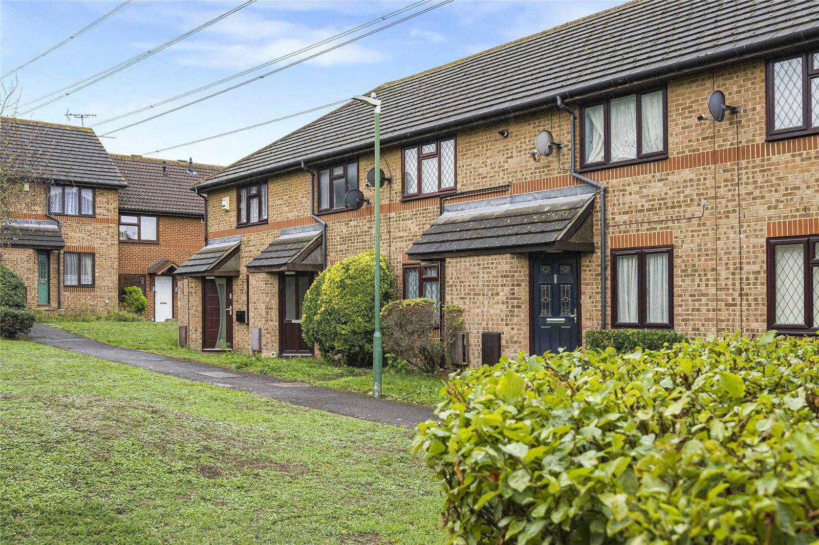 2 bedroom house for sale in Greenhithe | Robinson Jackson