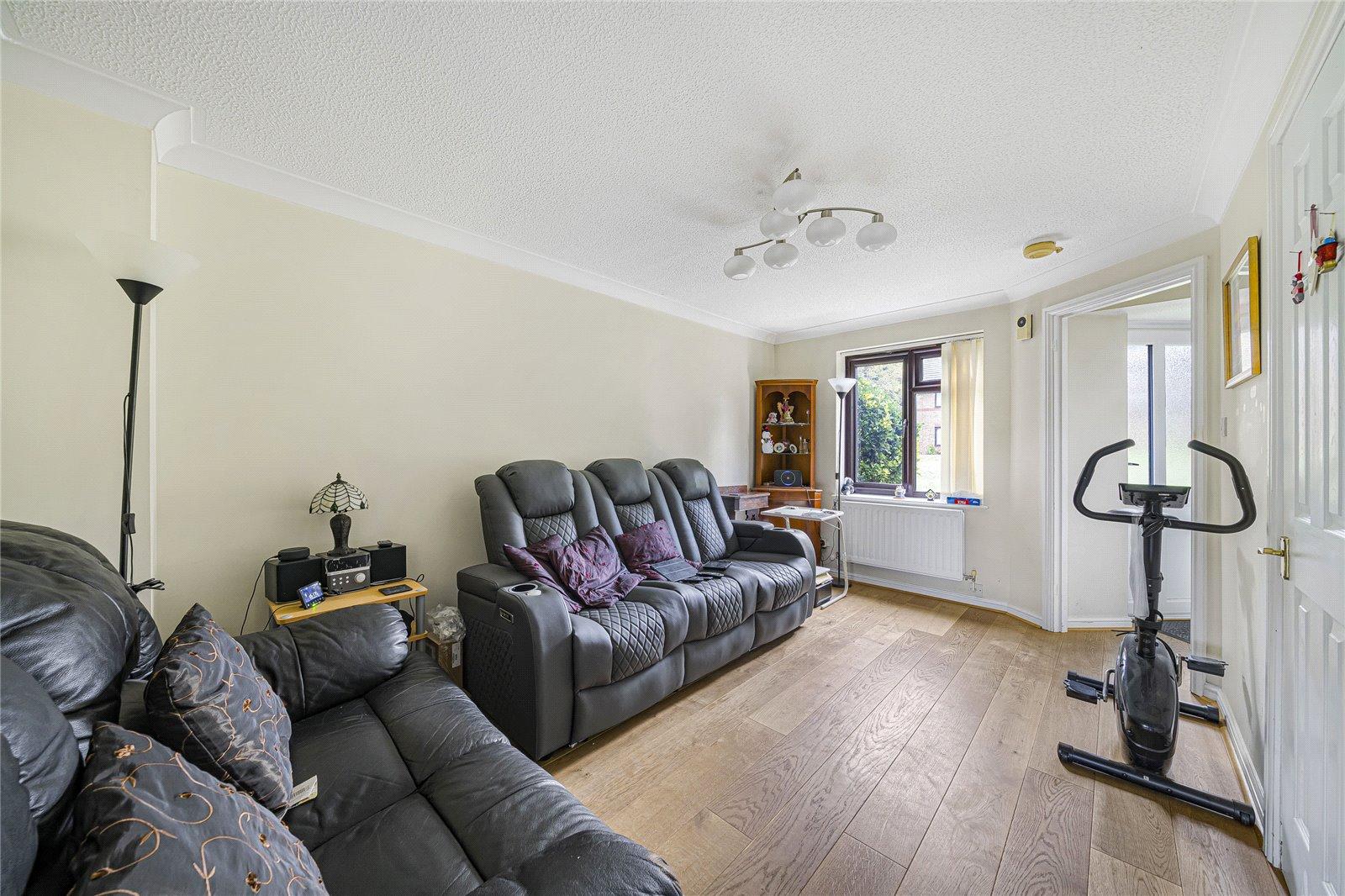 2 bedroom house for sale in Greenhithe | Robinson Jackson