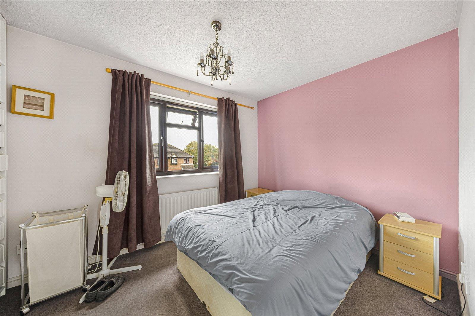 2 bedroom house for sale in Greenhithe | Robinson Jackson