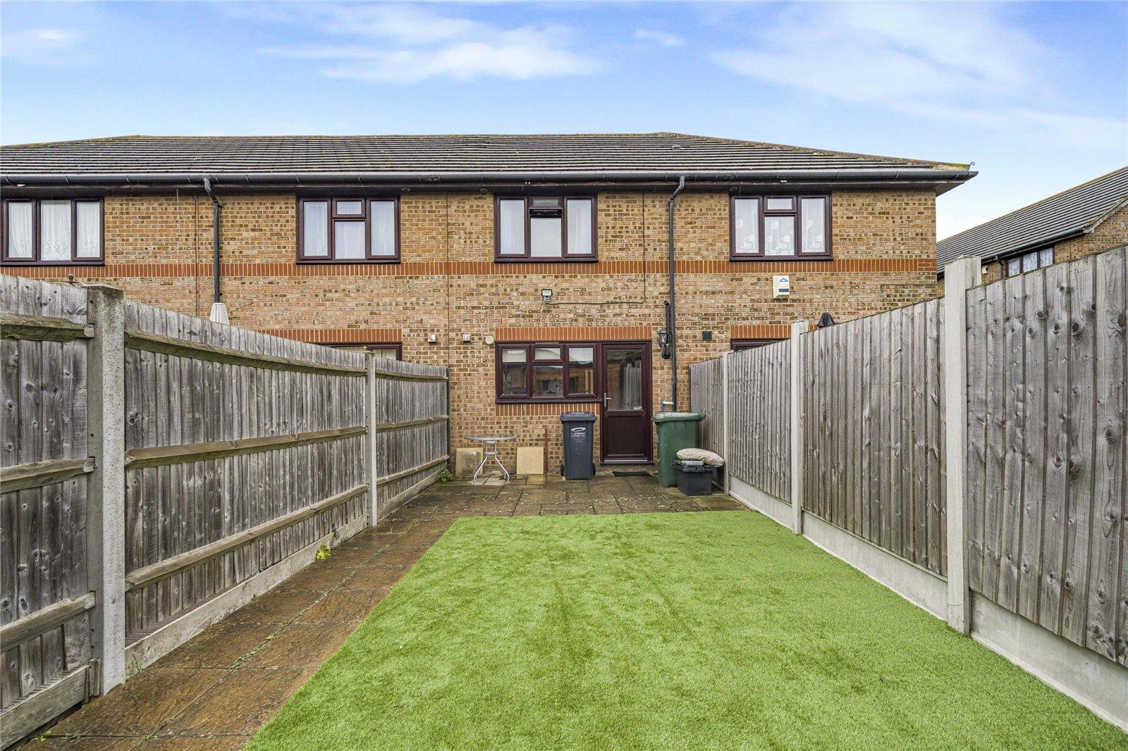 2 bedroom house for sale in Greenhithe | Robinson Jackson