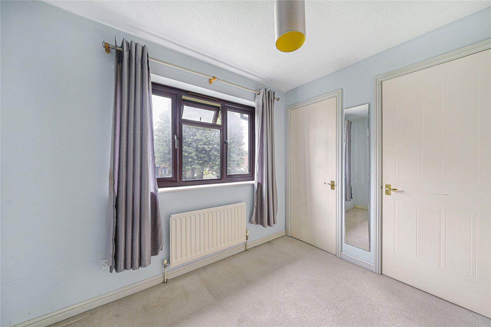 2 bedroom house for sale in Greenhithe | Robinson Jackson