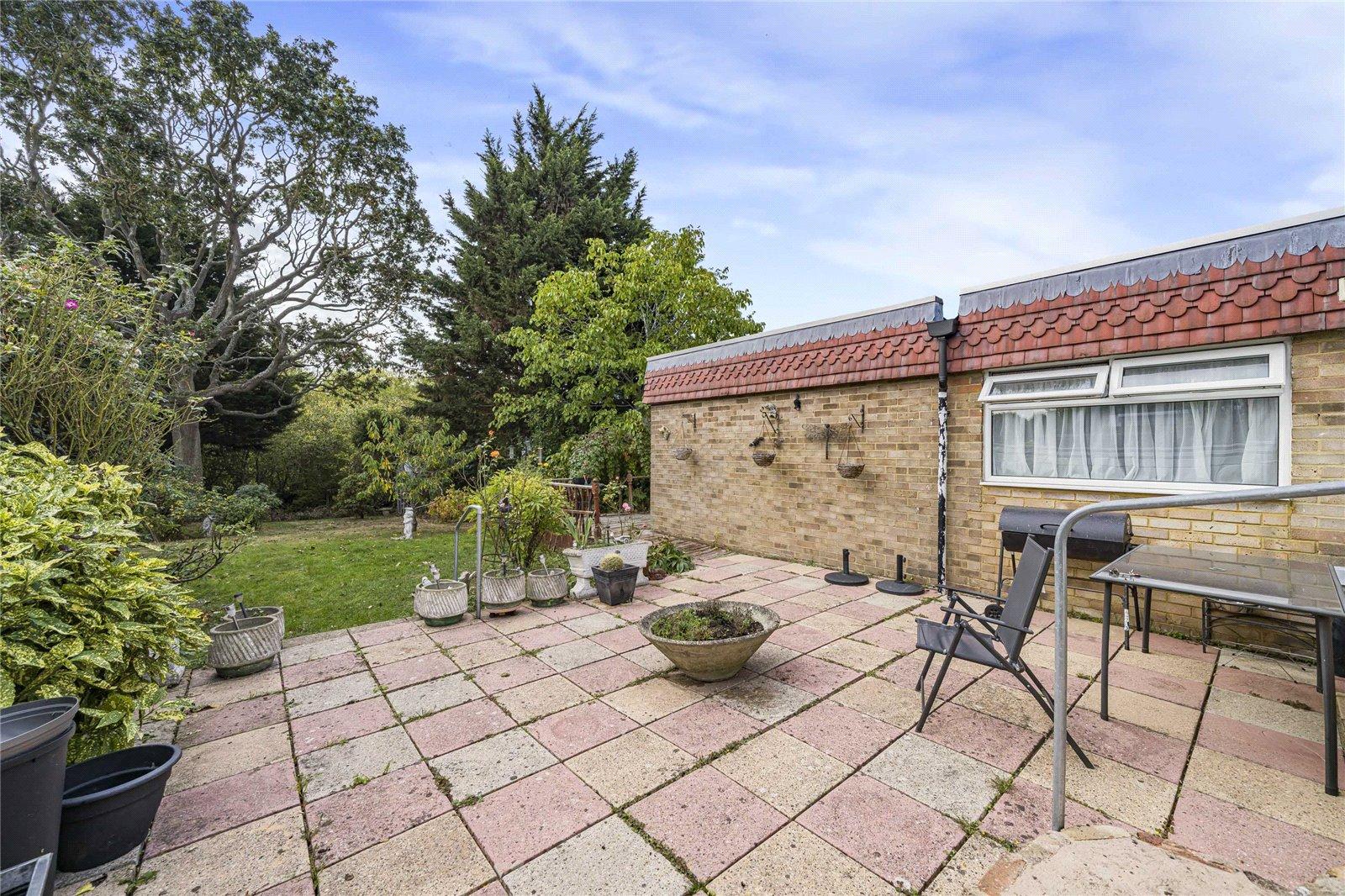 2 bedroom property for sale in Bean | Robinson Jackson