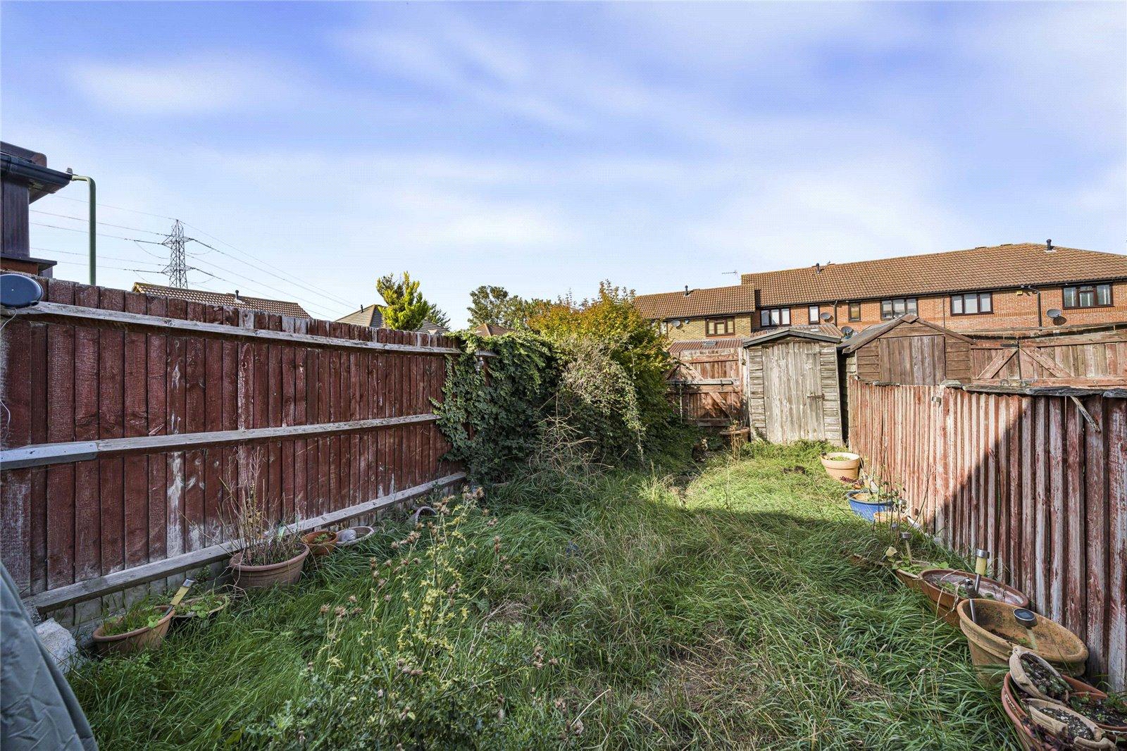 2 bedroom house for sale in Greenhithe | Robinson Jackson