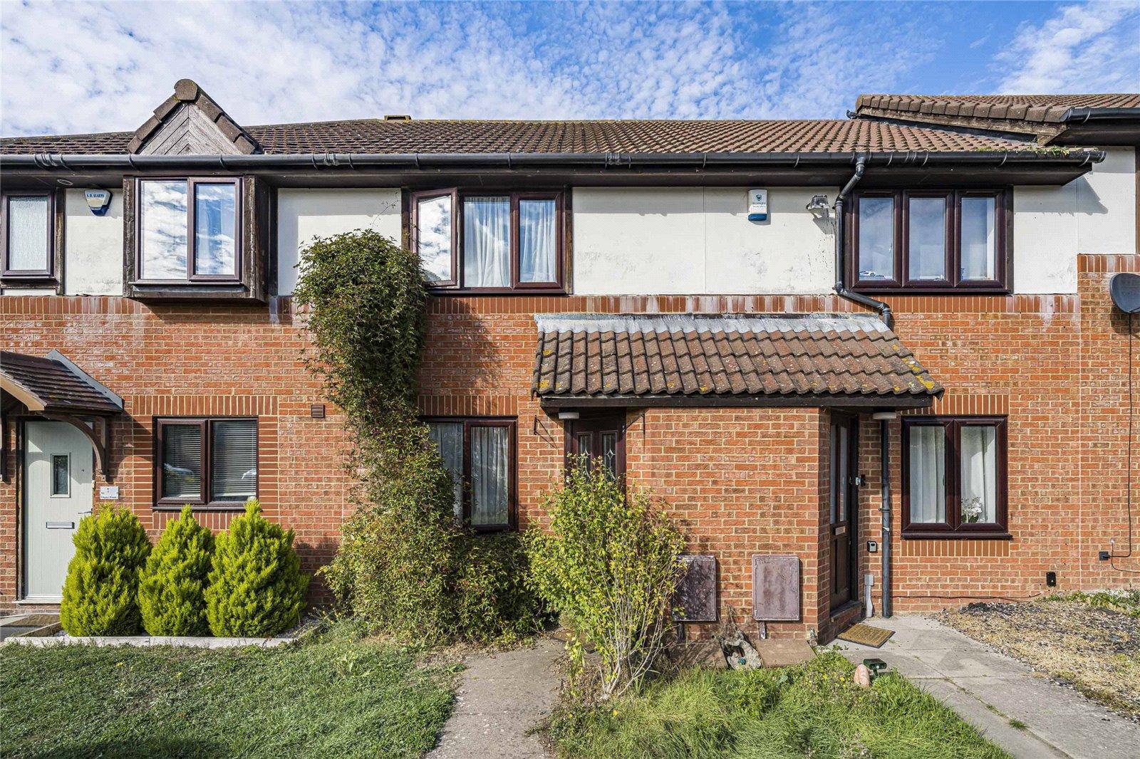 2 bedroom house for sale in Greenhithe | Robinson Jackson