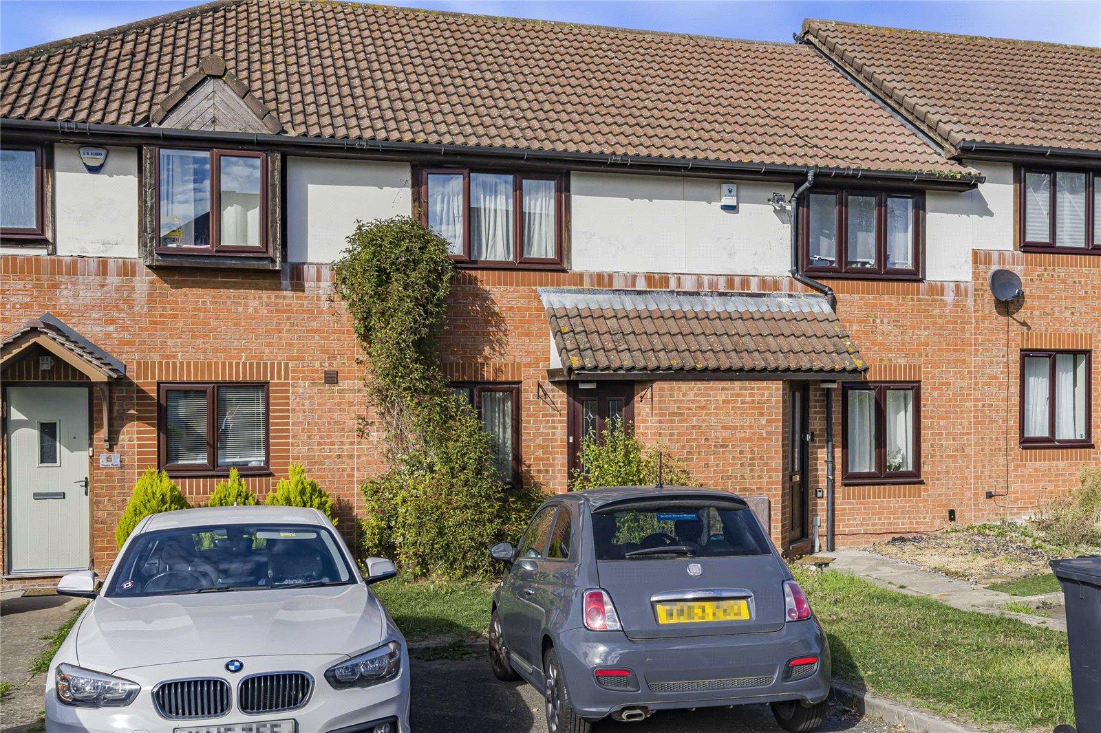 2 bedroom house for sale in Greenhithe | Robinson Jackson