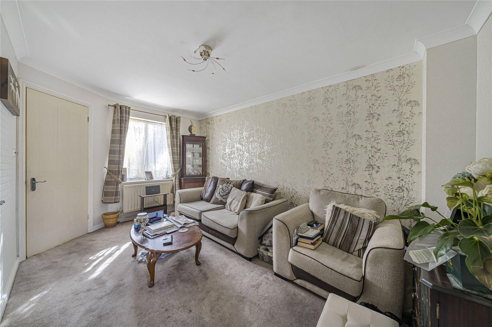 2 bedroom house for sale in Greenhithe | Robinson Jackson