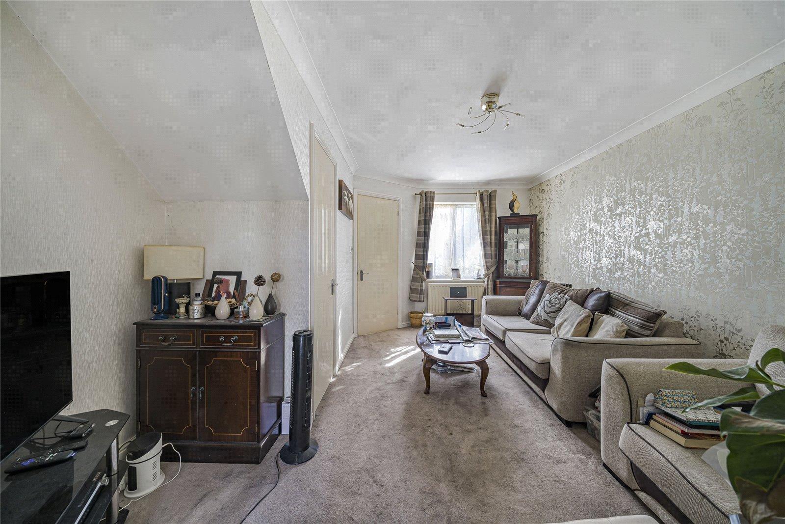 2 bedroom house for sale in Greenhithe | Robinson Jackson