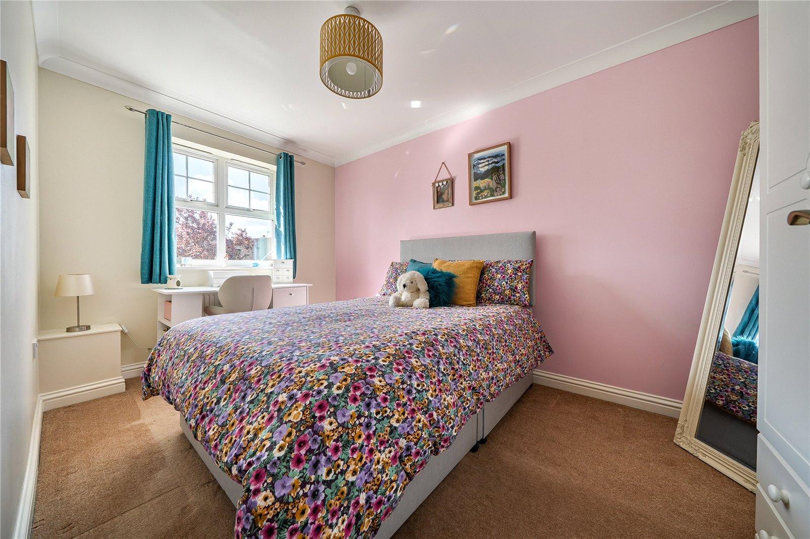 4 bedroom house for sale in Swanscombe | Robinson Jackson