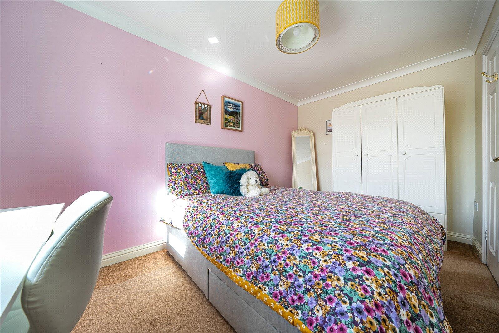 4 bedroom house for sale in Swanscombe | Robinson Jackson