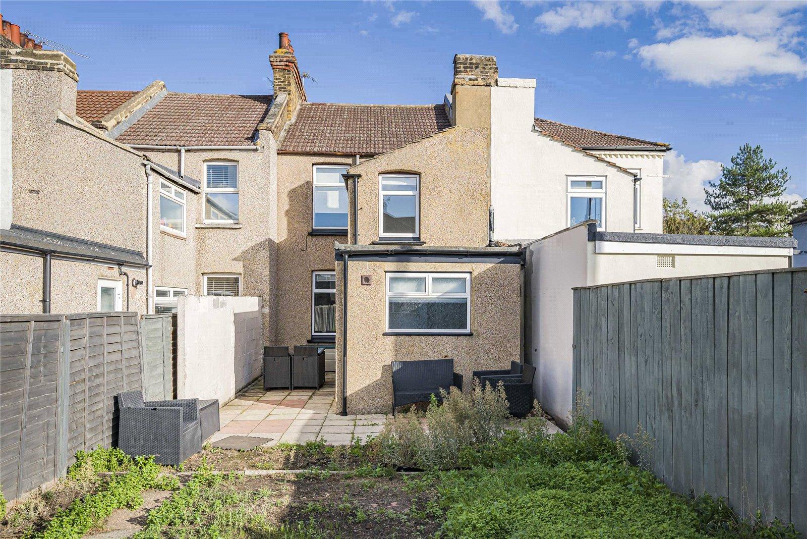 3 bedroom house for sale in Swanscombe | Robinson Jackson