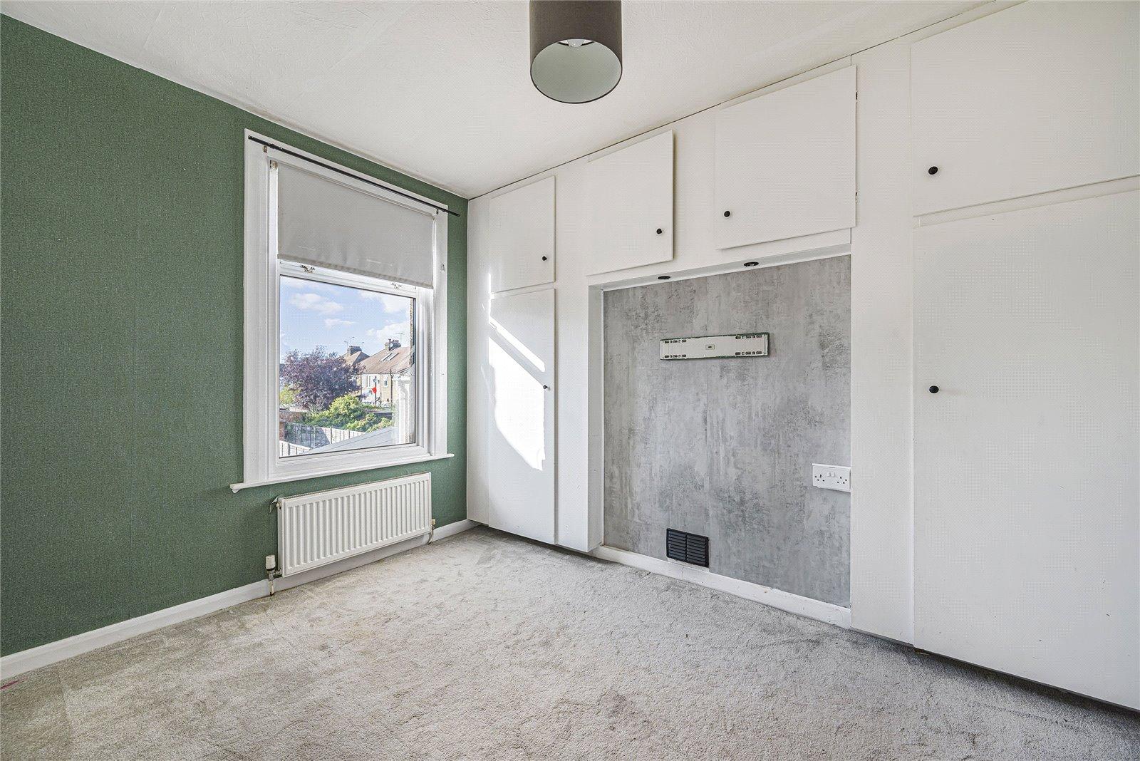 3 bedroom house for sale in Swanscombe | Robinson Jackson