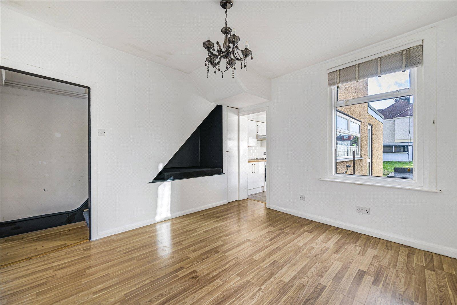 3 bedroom house for sale in Swanscombe | Robinson Jackson