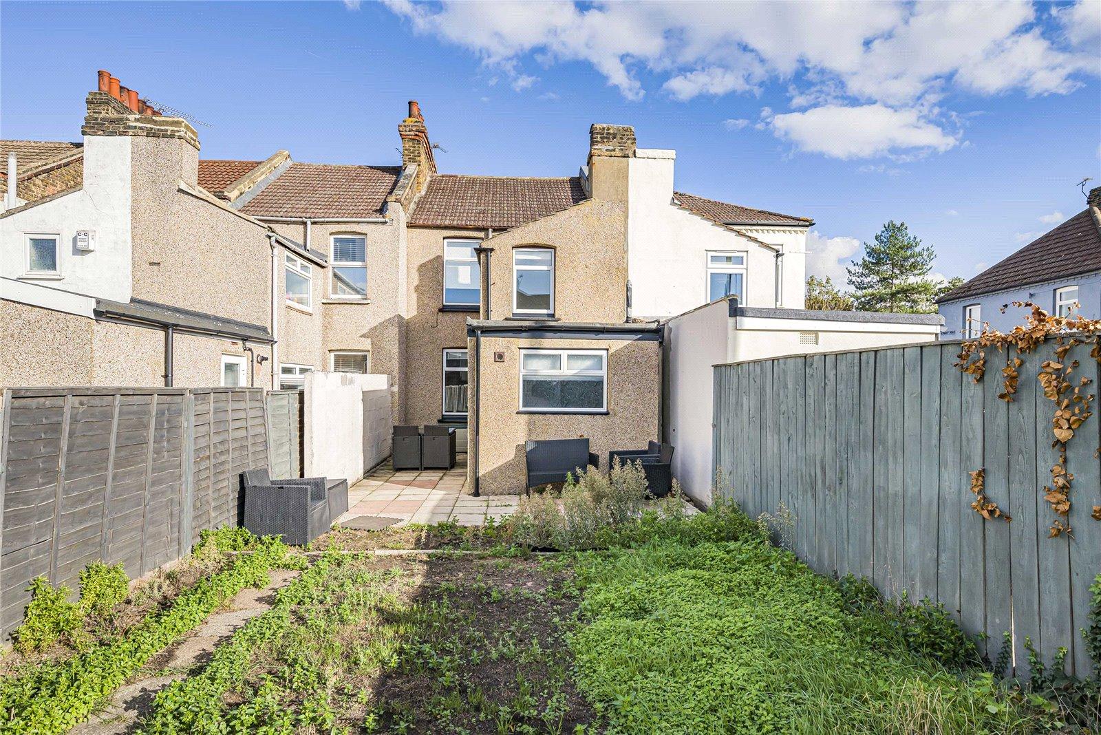 3 bedroom house for sale in Swanscombe | Robinson Jackson
