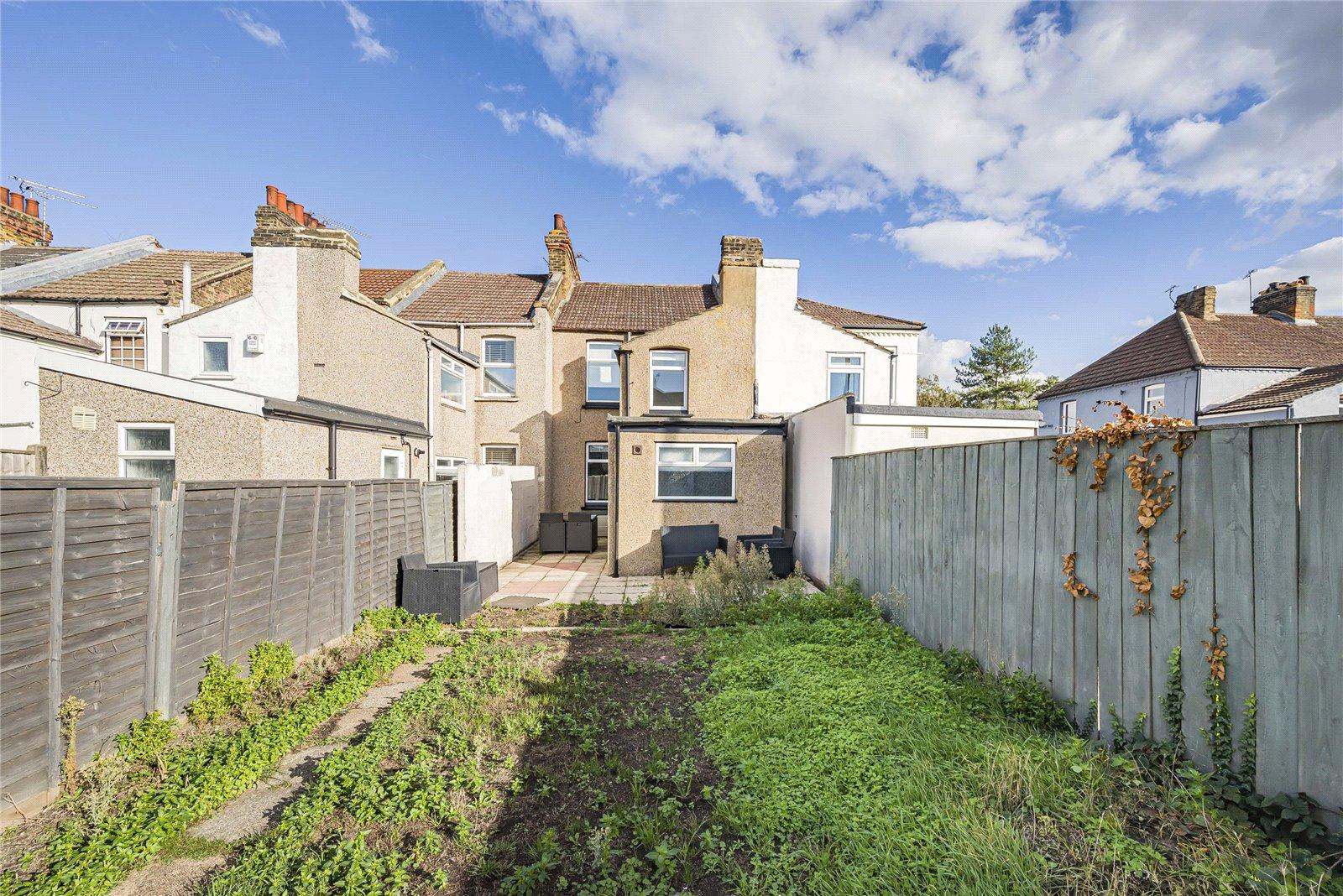 3 bedroom house for sale in Swanscombe | Robinson Jackson