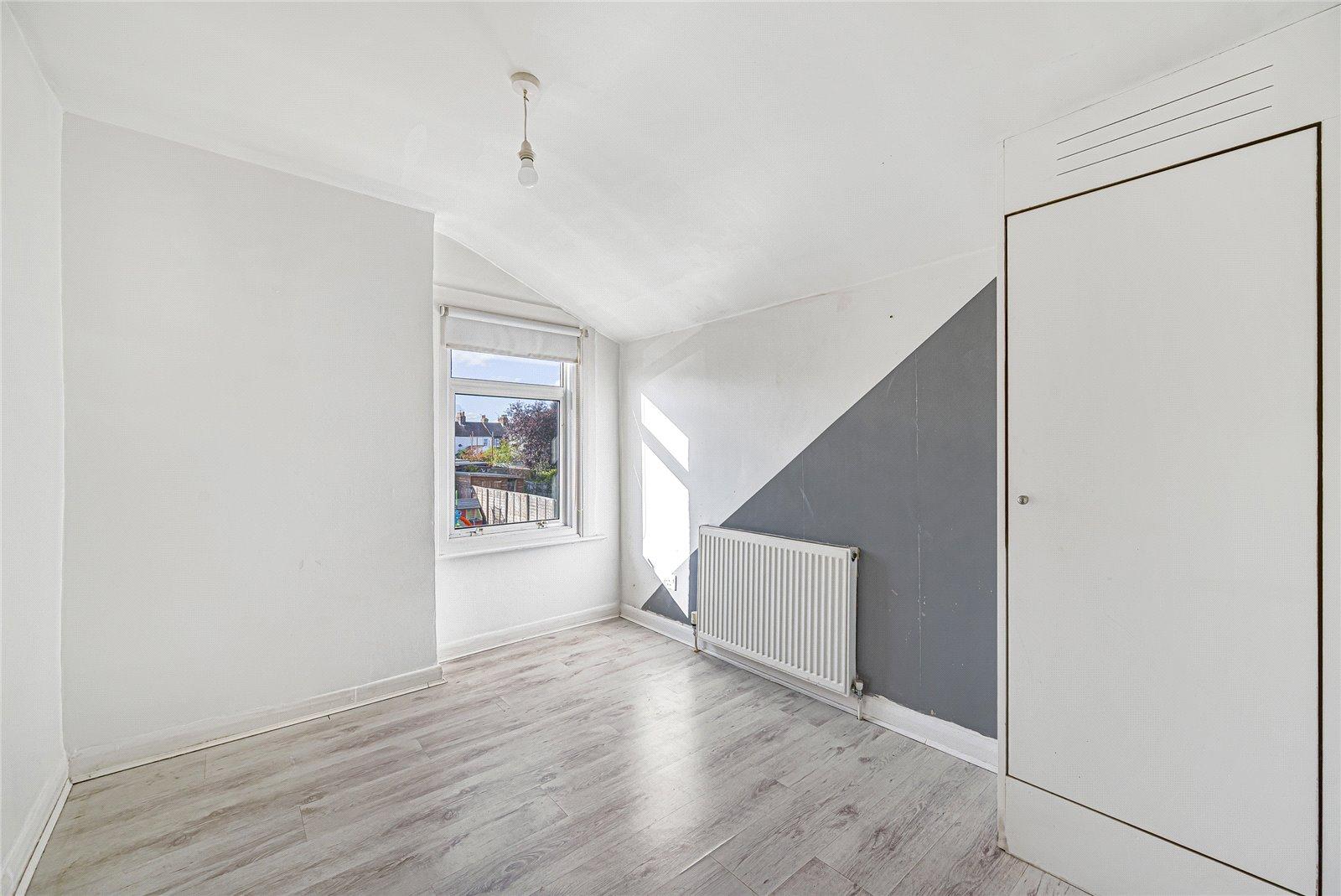 3 bedroom house for sale in Swanscombe | Robinson Jackson