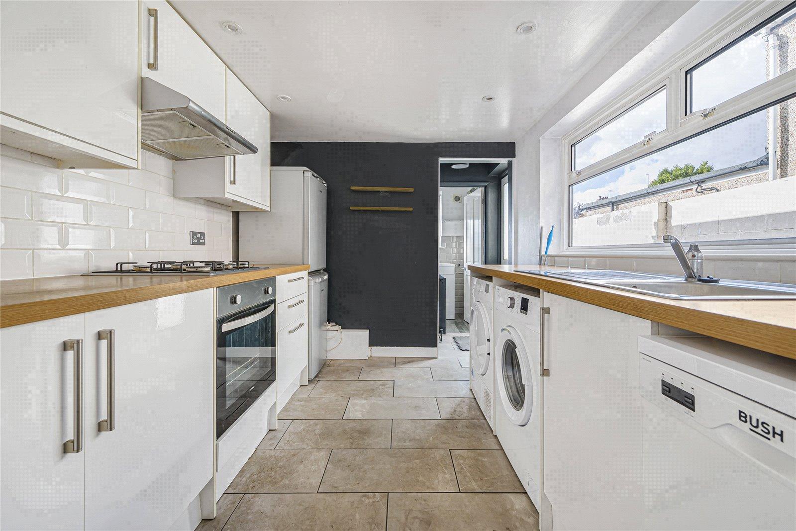 3 bedroom house for sale in Swanscombe | Robinson Jackson
