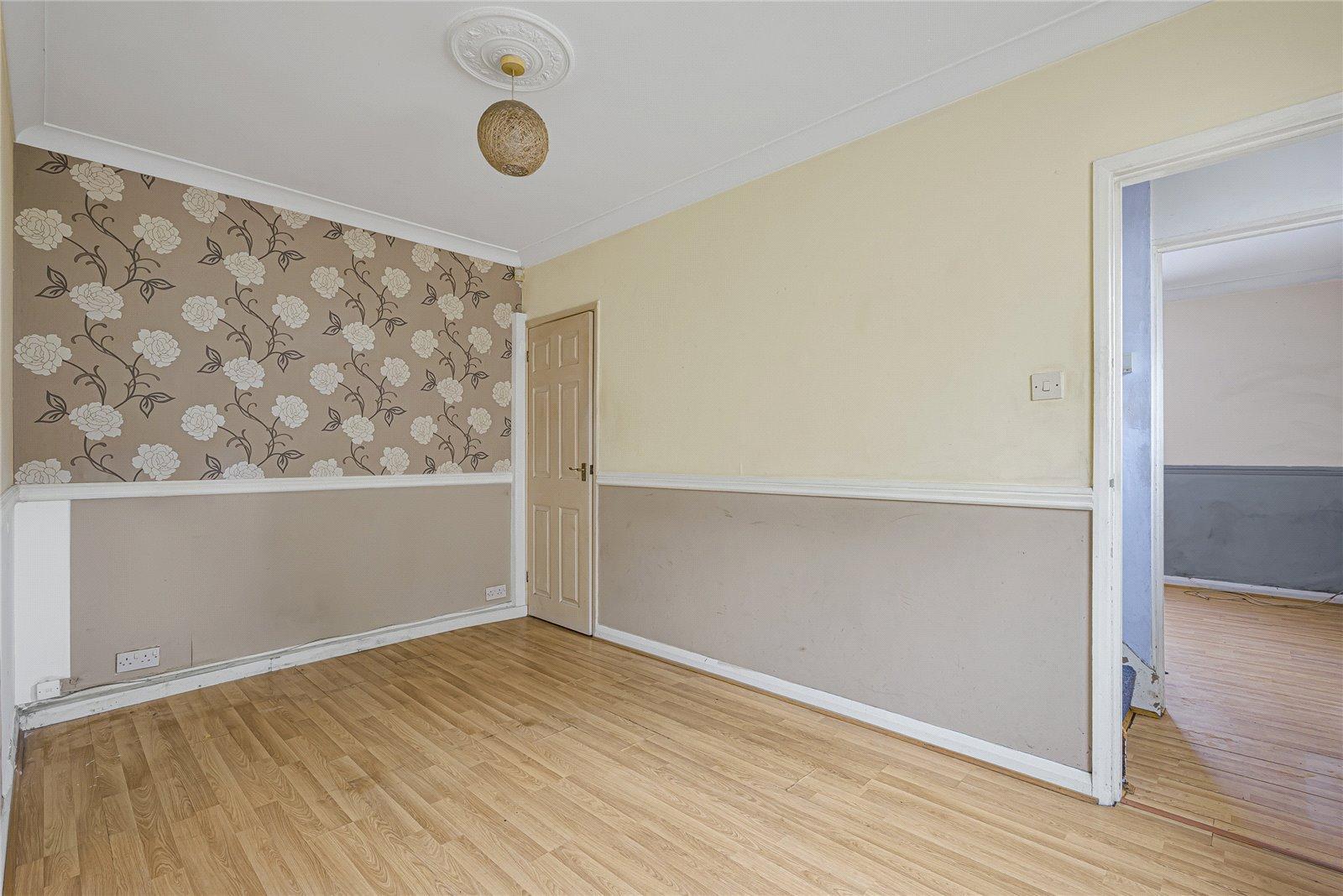 2 bedroom house for sale in Swanscombe | Robinson Jackson