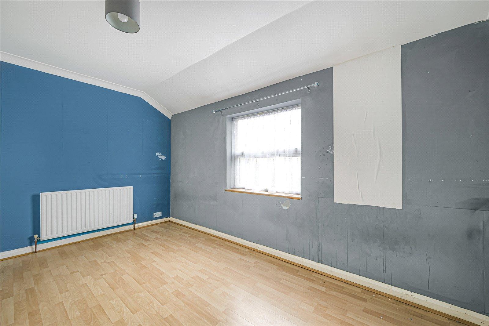 2 bedroom house for sale in Swanscombe | Robinson Jackson