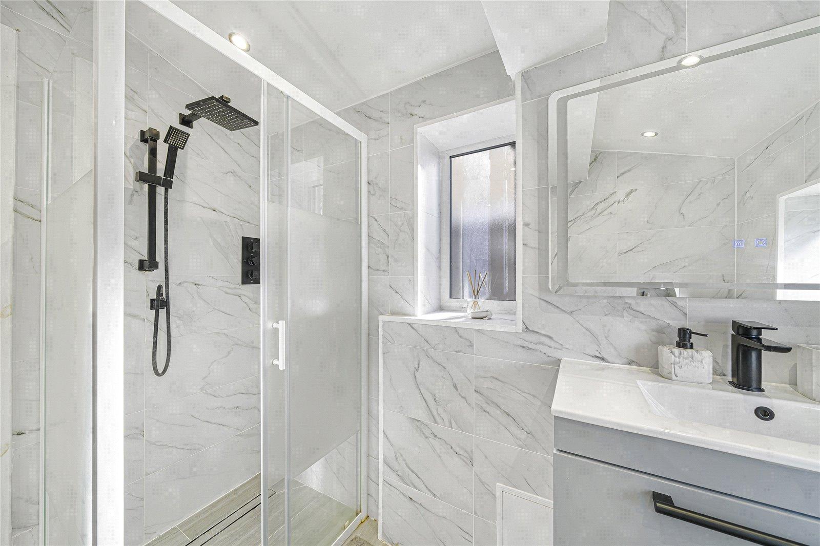 2 bedroom house for sale in Swanscombe | Robinson Jackson
