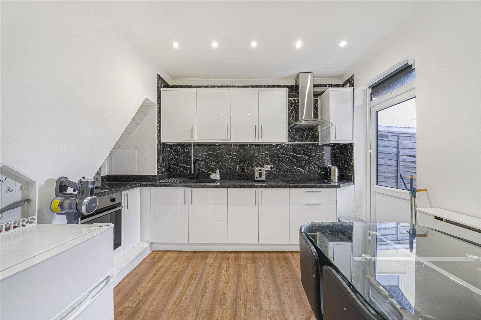 2 bedroom house for sale in Swanscombe | Robinson Jackson