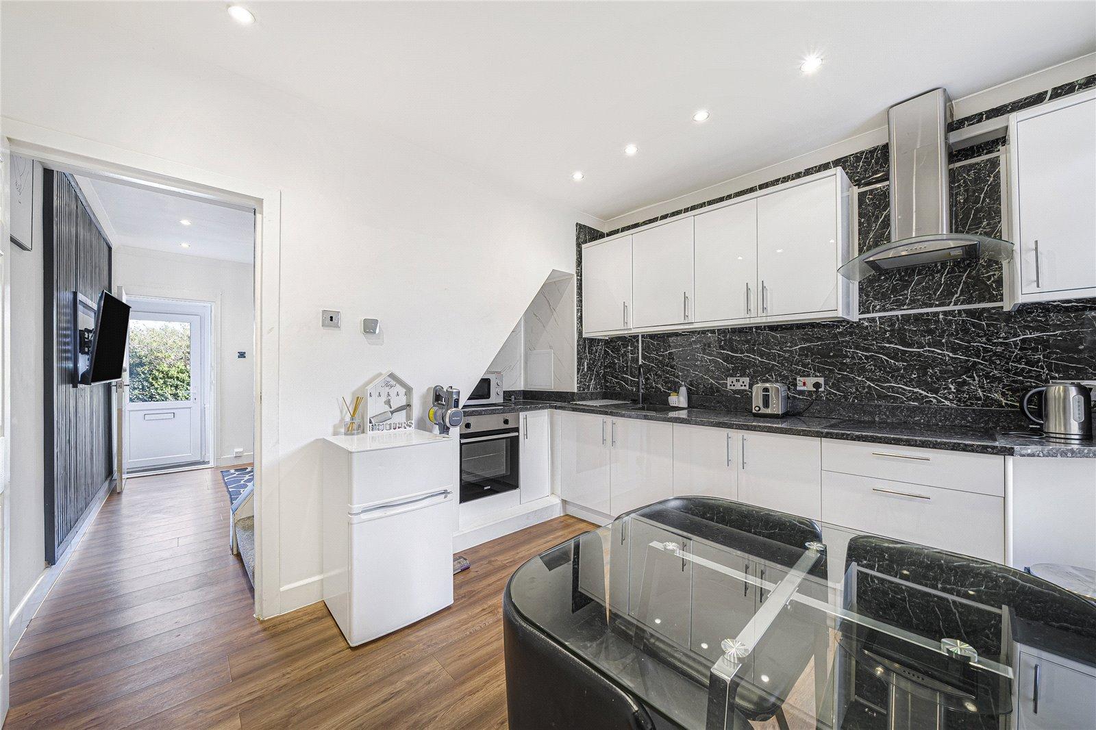 2 bedroom house for sale in Swanscombe | Robinson Jackson
