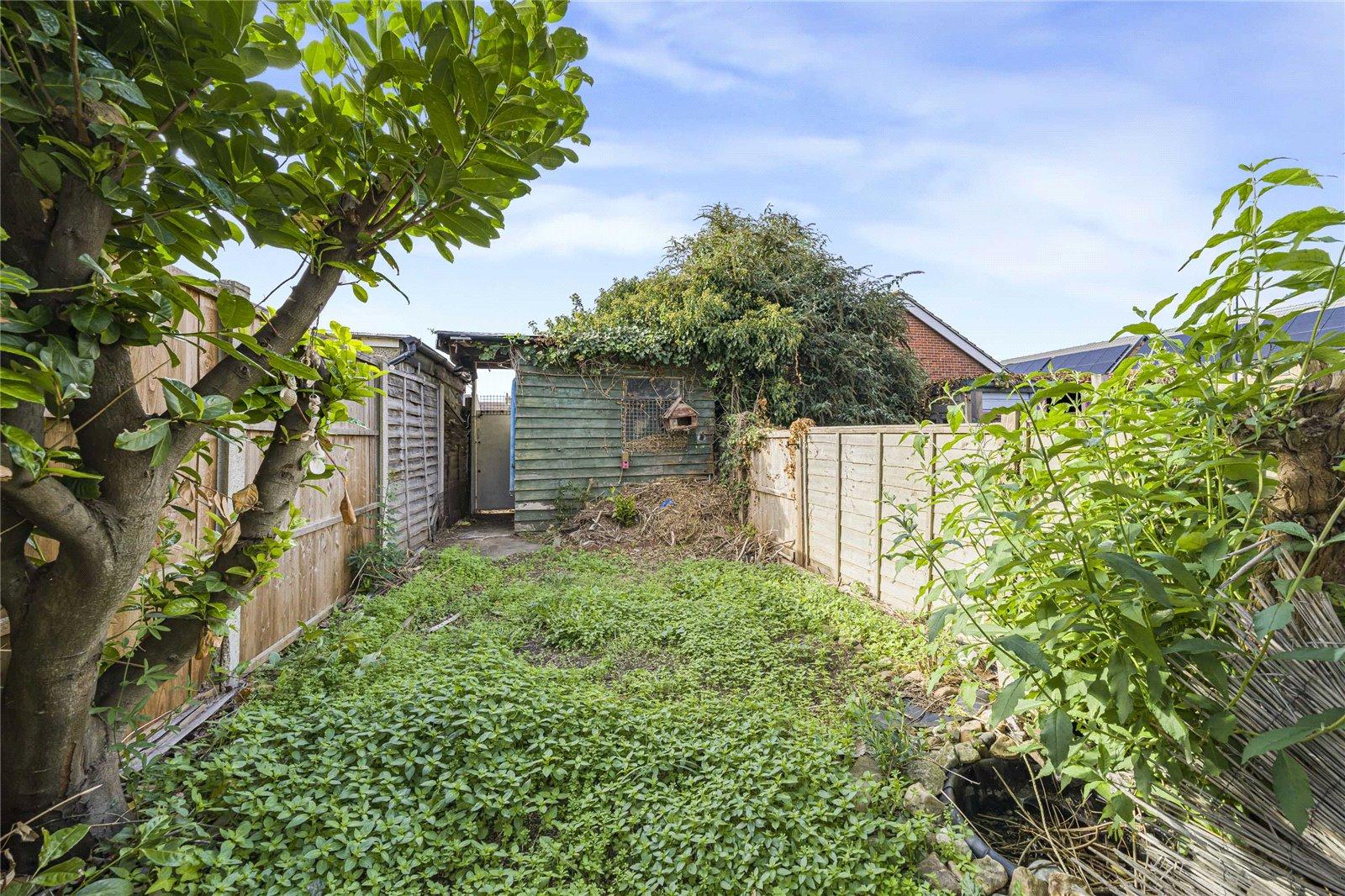 2 bedroom house for sale in Swanscombe | Robinson Jackson