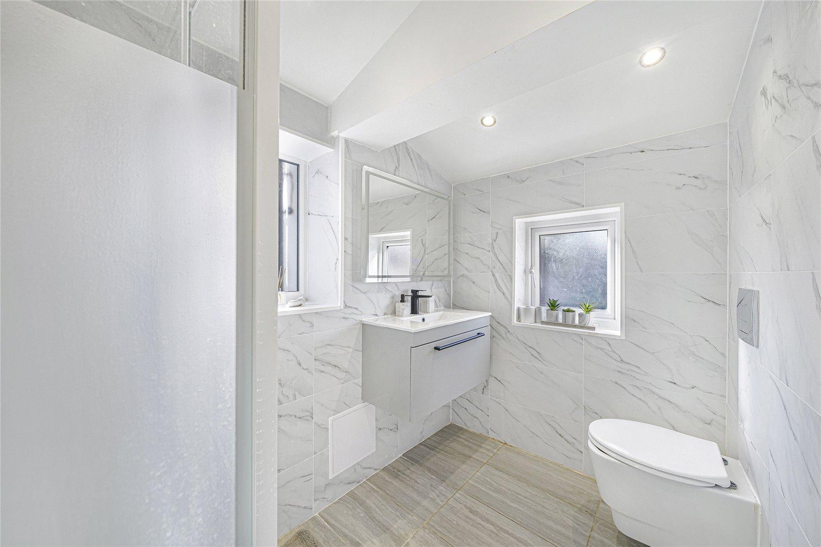 2 bedroom house for sale in Swanscombe | Robinson Jackson