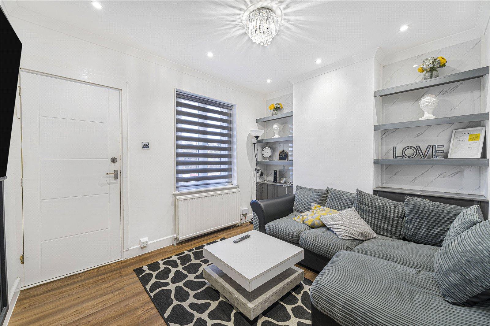 2 bedroom house for sale in Swanscombe | Robinson Jackson