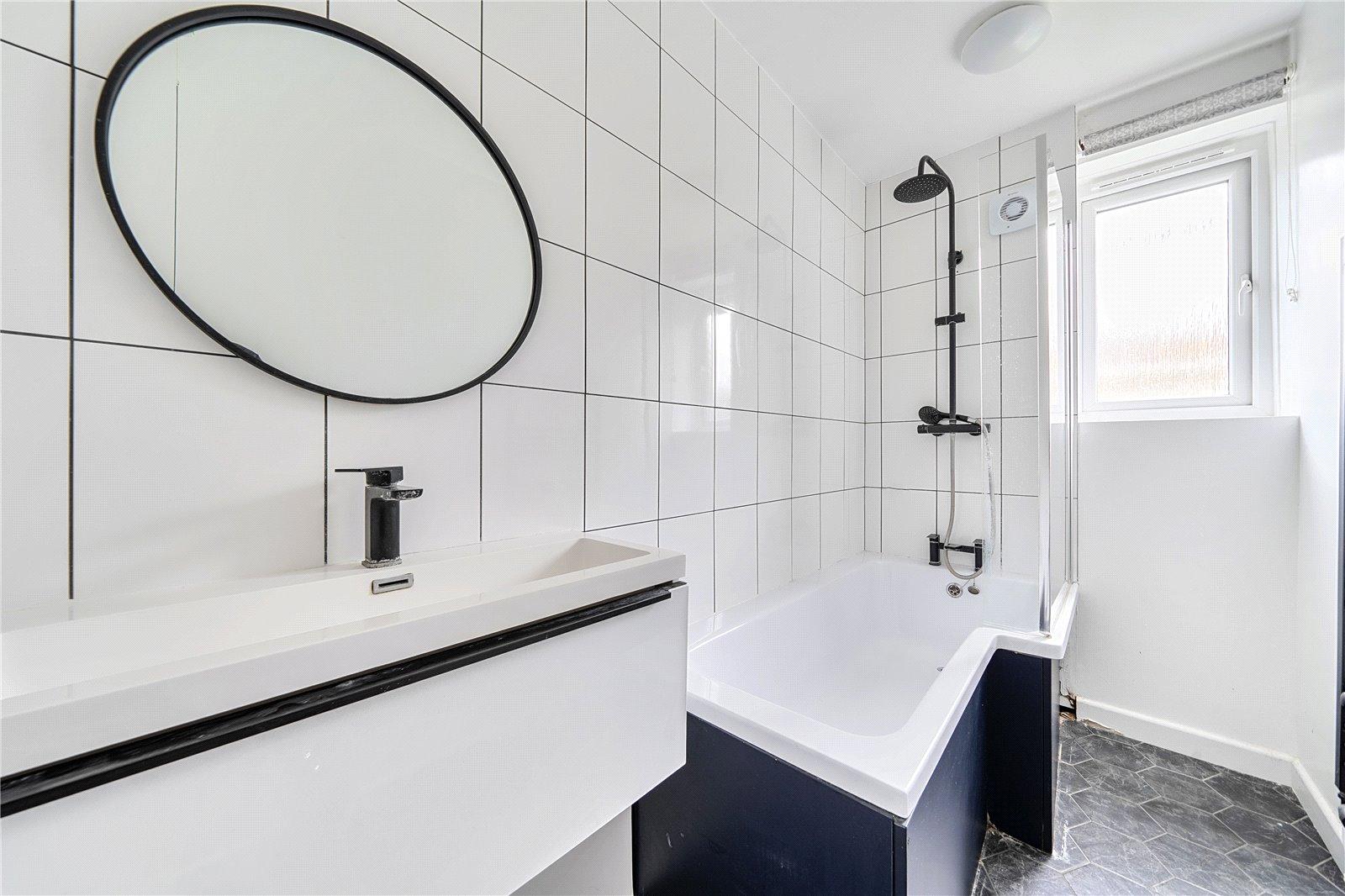 2 bedroom property for sale in Sydenham | Robinson Jackson