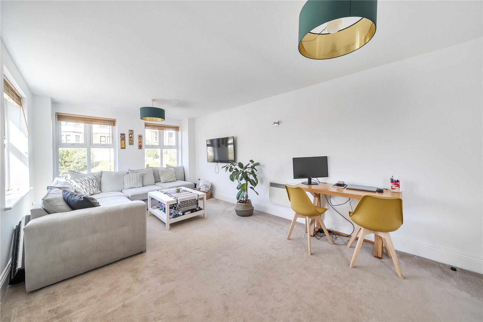 2 bedroom property for sale in Forest Hill | Robinson Jackson