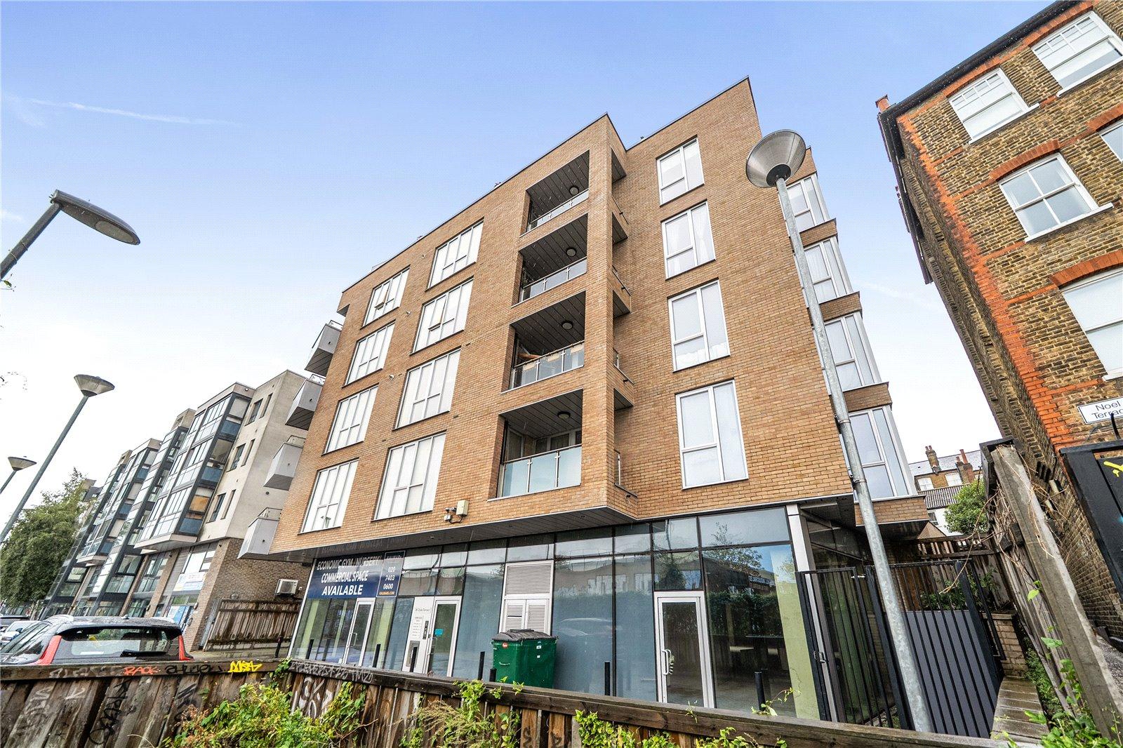 3 bedroom property for sale in Forest Hill | Robinson Jackson