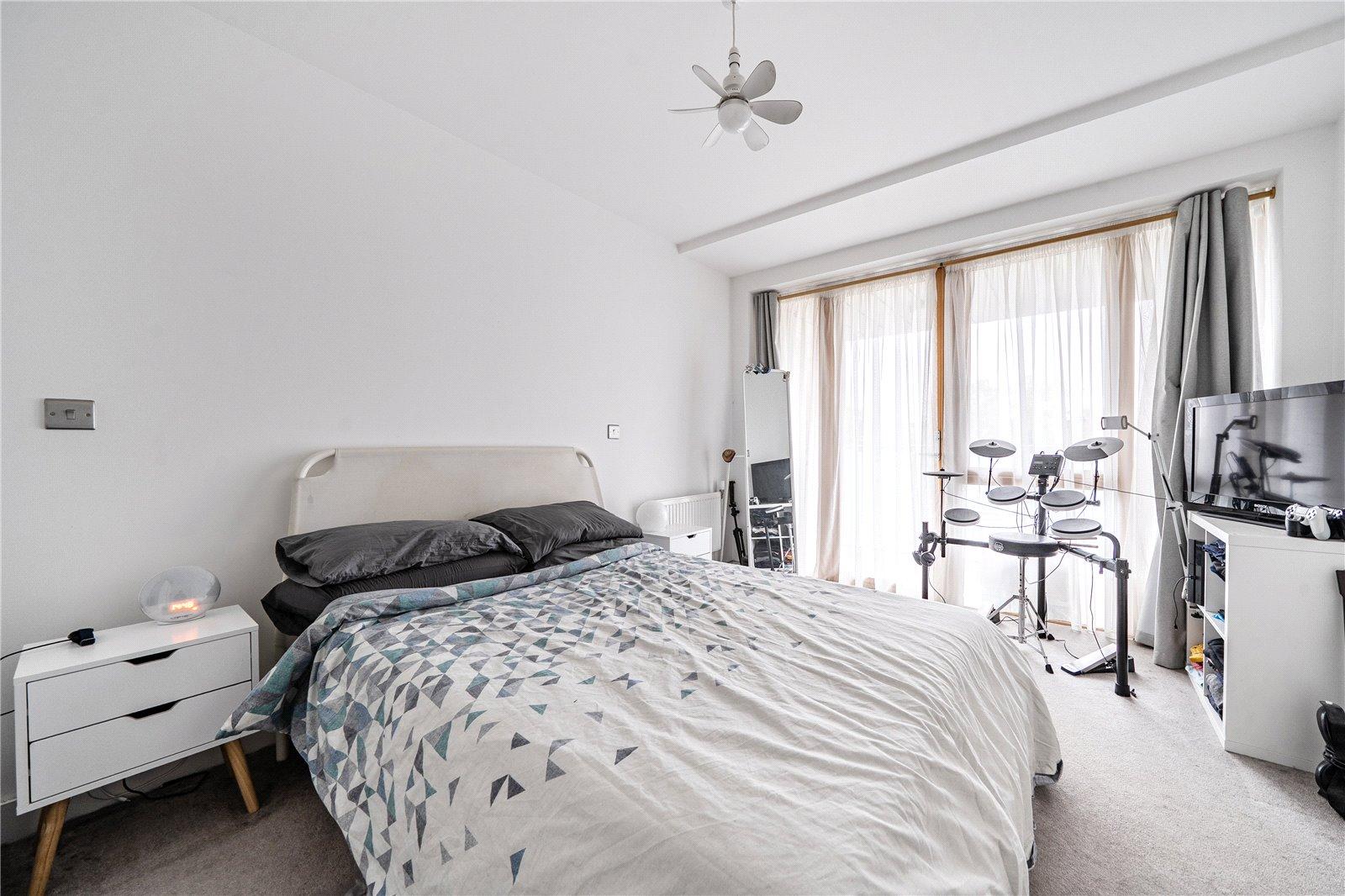 3 bedroom property for sale in Forest Hill | Robinson Jackson
