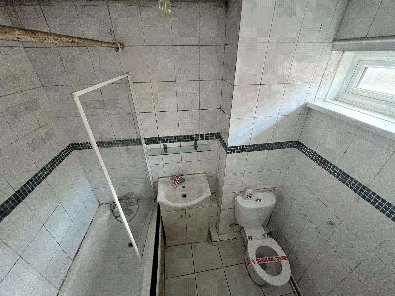 1 bedroom property for sale in South Norwood | Robinson Jackson