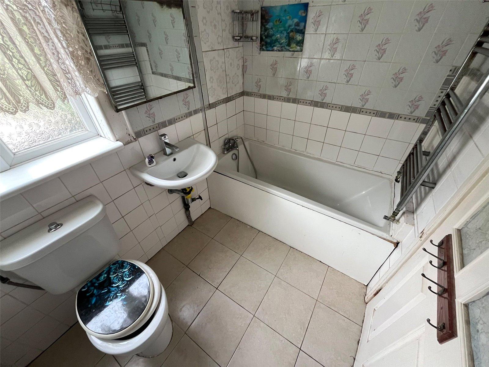 3 bedroom property for sale in Westwood Hill | Robinson Jackson