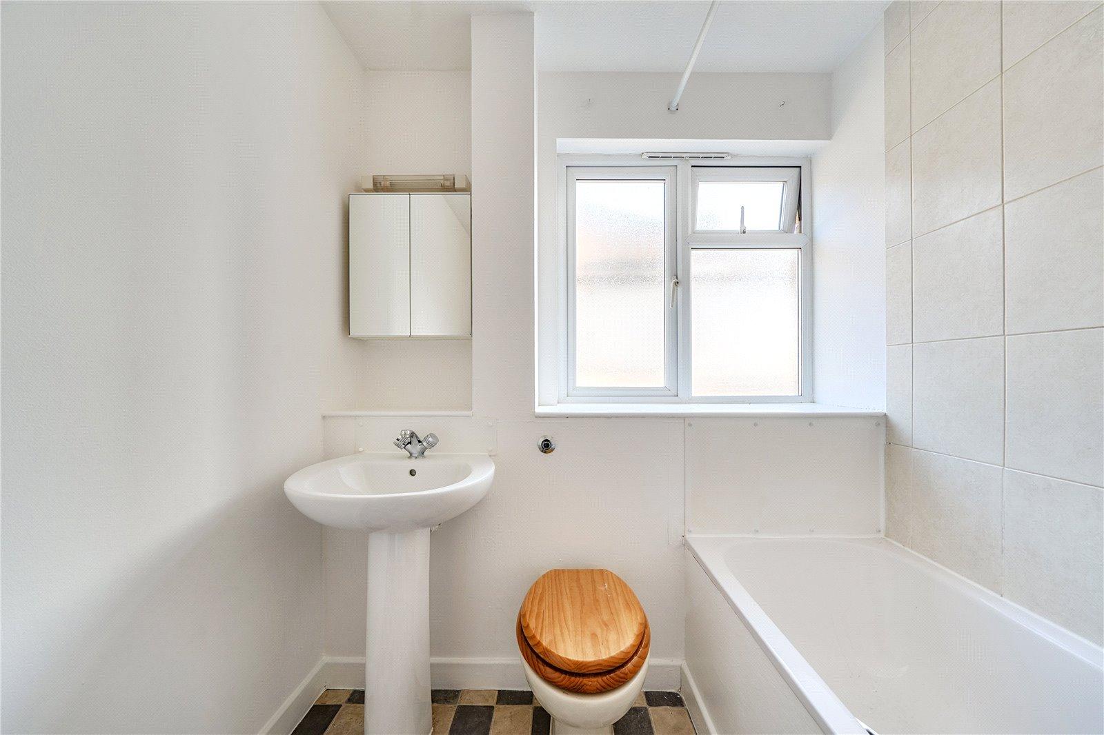 2 bedroom property for sale in Sydenham | Robinson Jackson