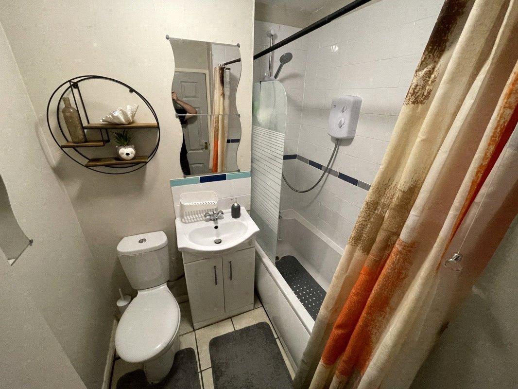 1 bedroom property for sale in Forest Hill | Robinson Jackson