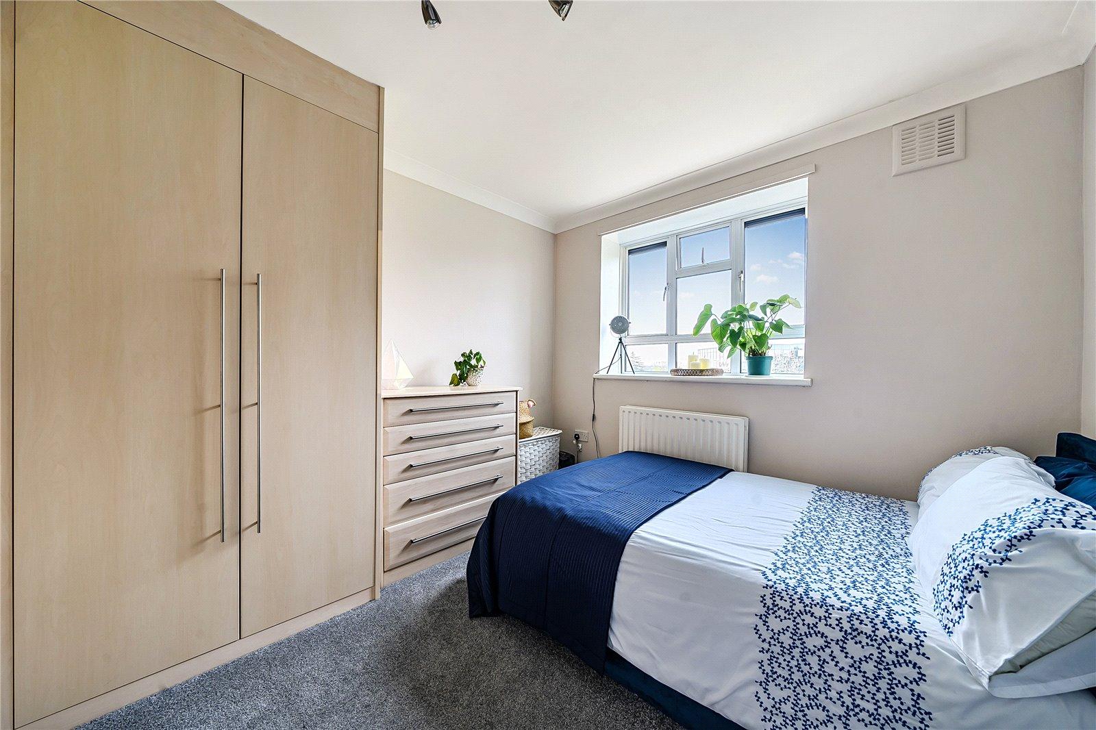 2 bedroom property for sale in Dulwich | Robinson Jackson