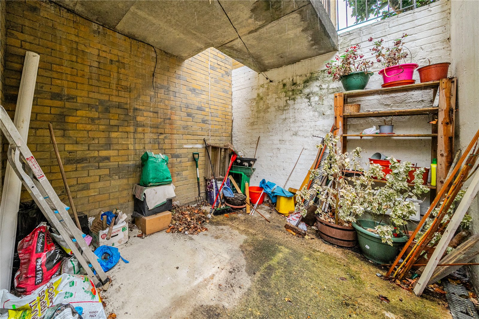 1 bedroom property for sale in Sydenham | Robinson Jackson