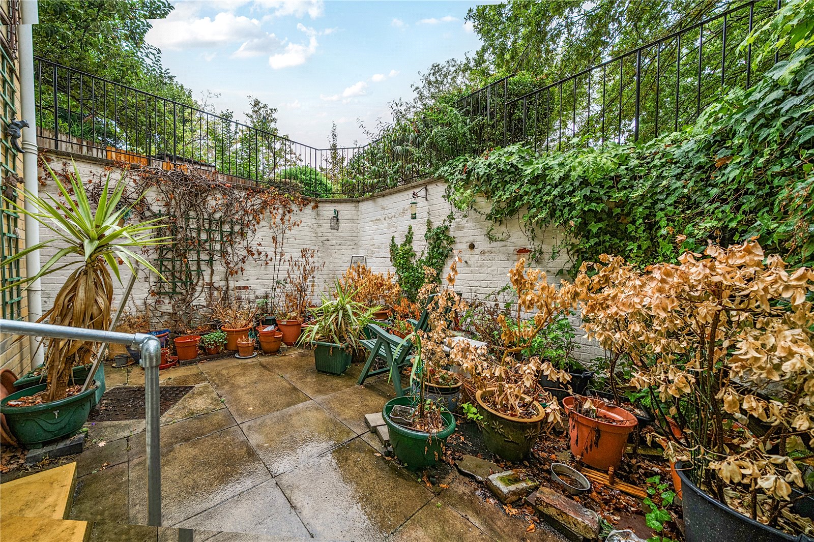 1 bedroom property for sale in Sydenham | Robinson Jackson