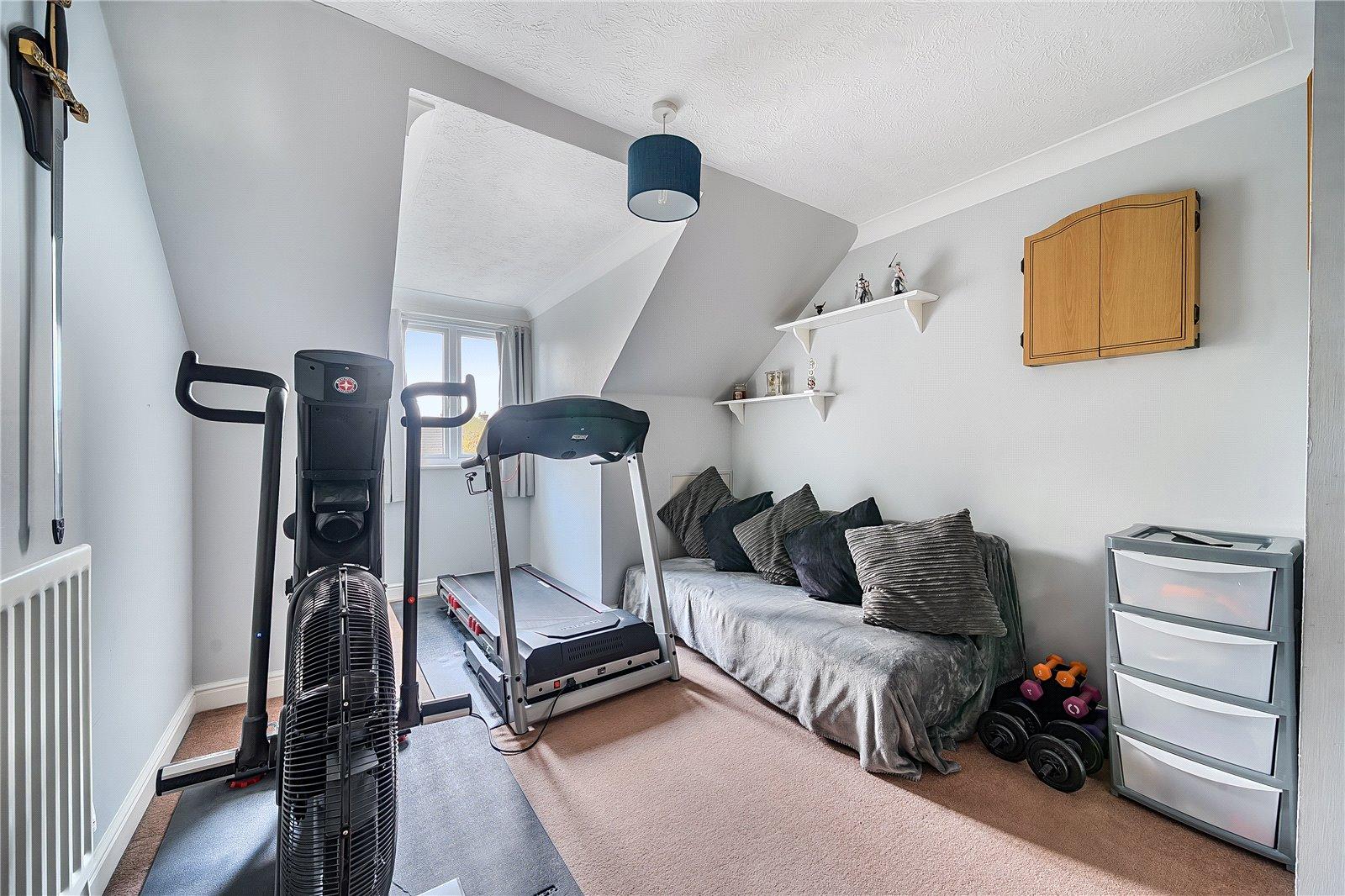 3 bedroom house for sale in London | Robinson Jackson