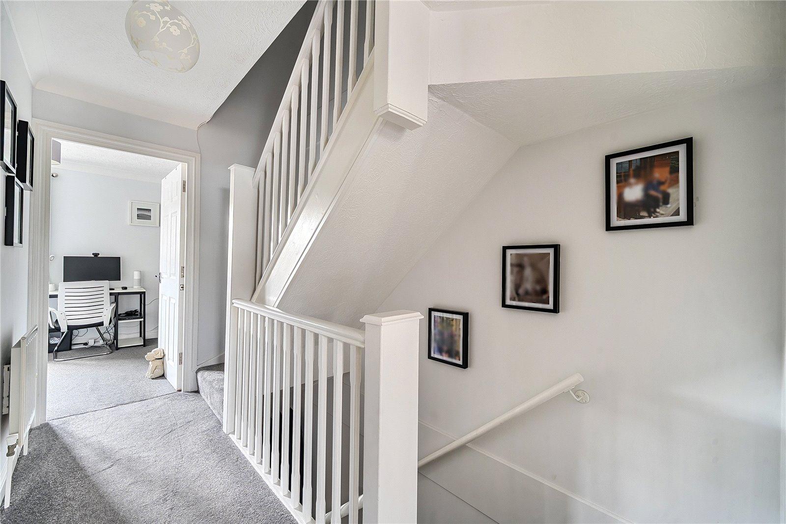 3 bedroom house for sale in London | Robinson Jackson