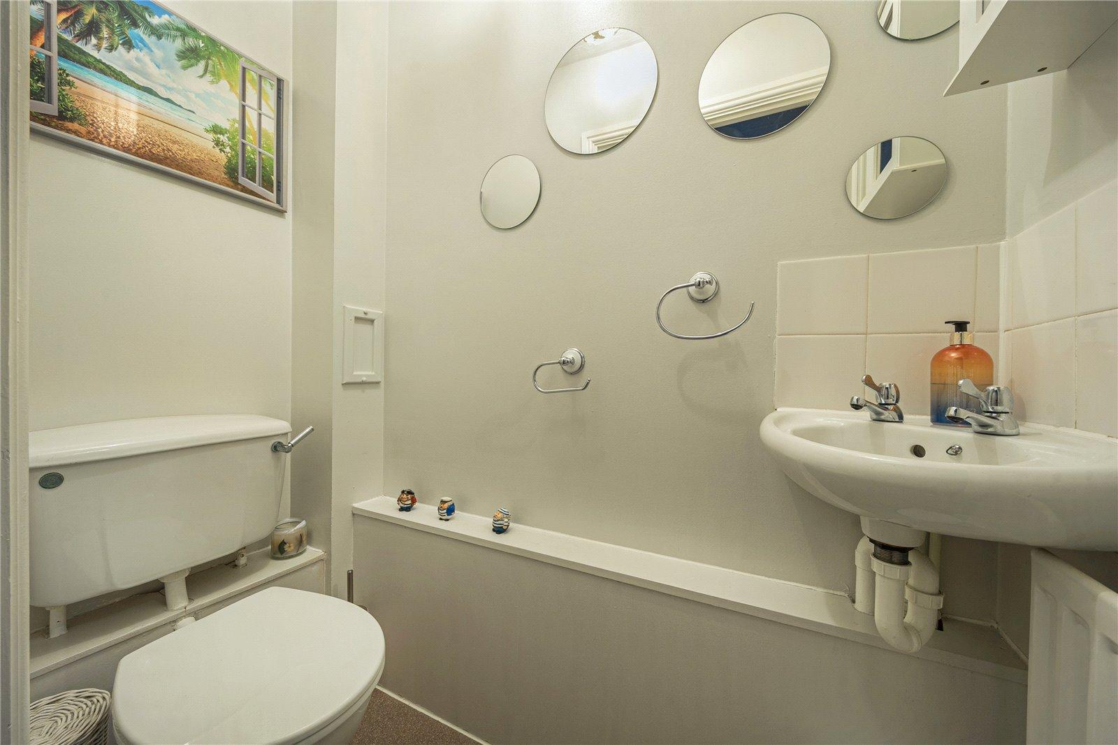 3 bedroom house for sale in London | Robinson Jackson