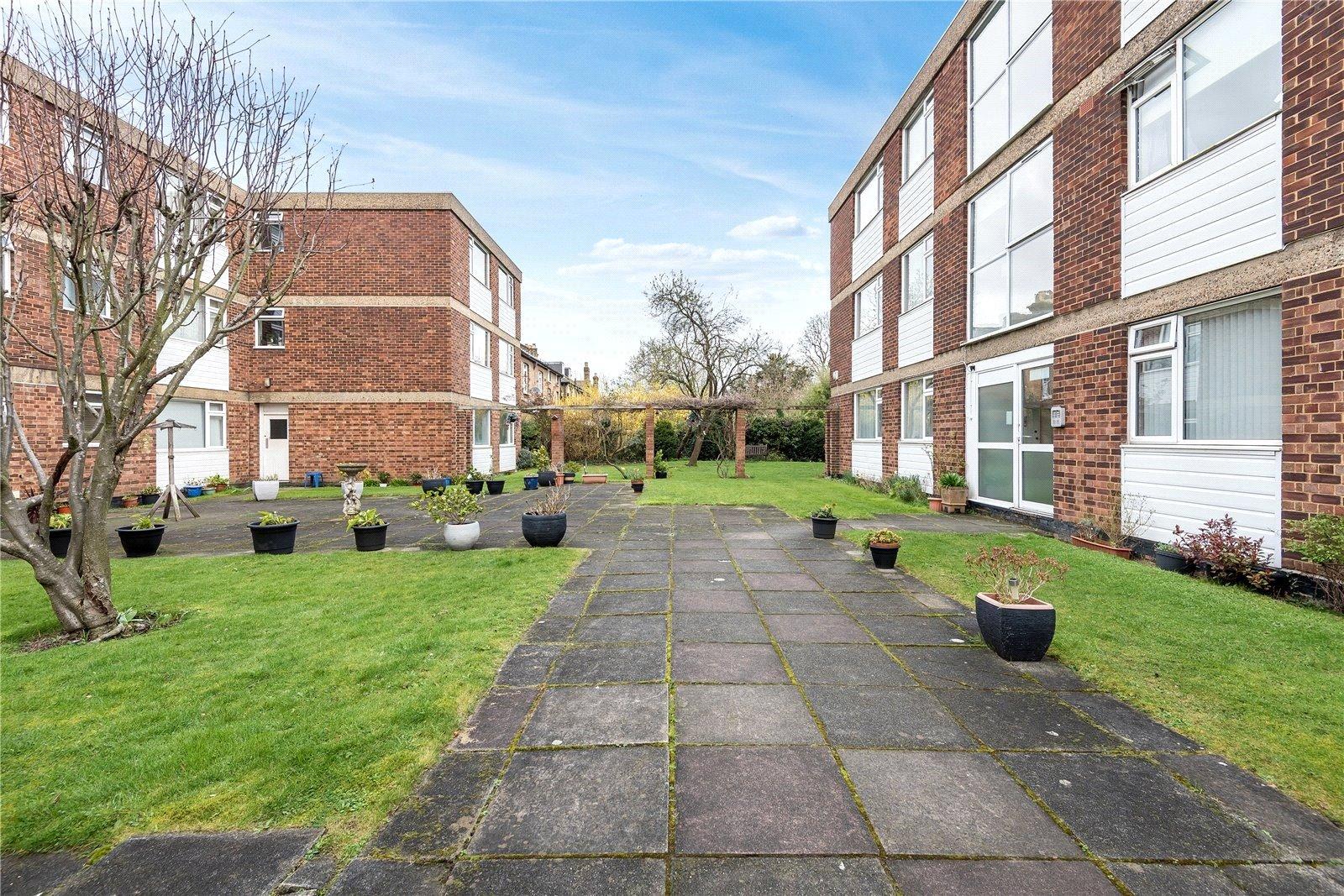 2 bedroom property for sale in Sydenham | Robinson Jackson