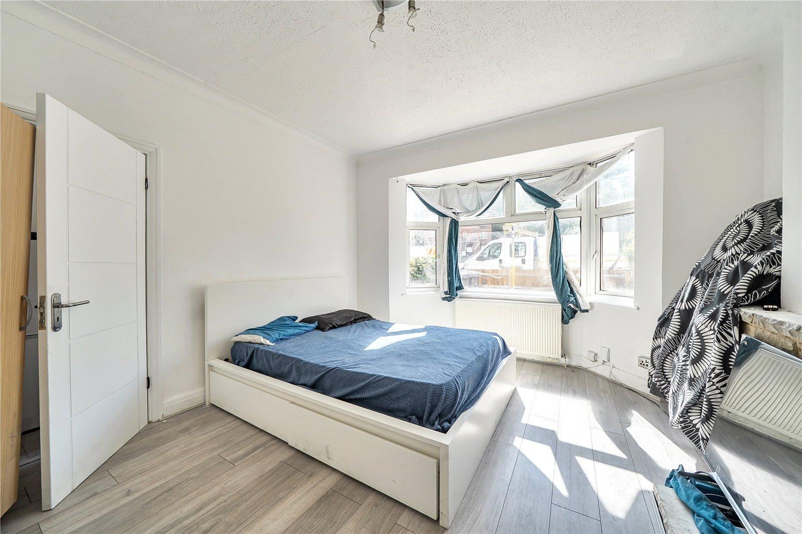 2 bedroom property for sale in Sydenham | Robinson Jackson
