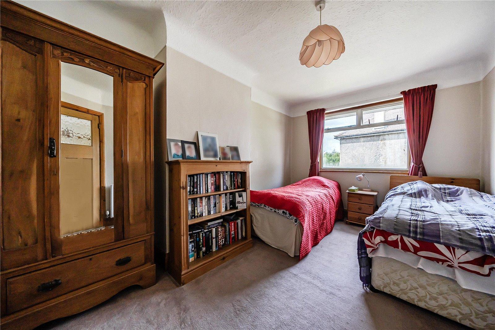4 bedroom house for sale in London | Robinson Jackson