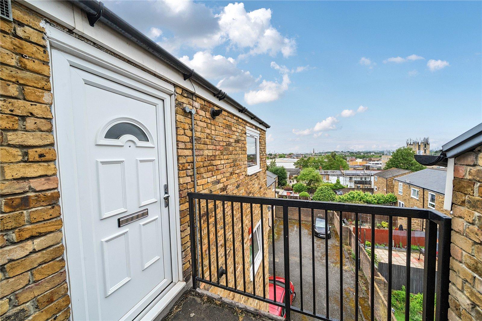 1 bedroom property for sale in West Norwood | Robinson Jackson