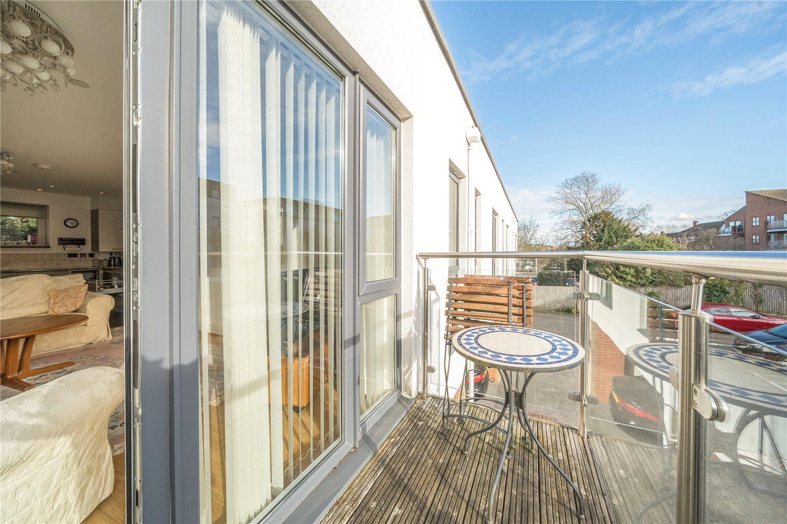 2 bedroom property for sale in Beckenham | Robinson Jackson