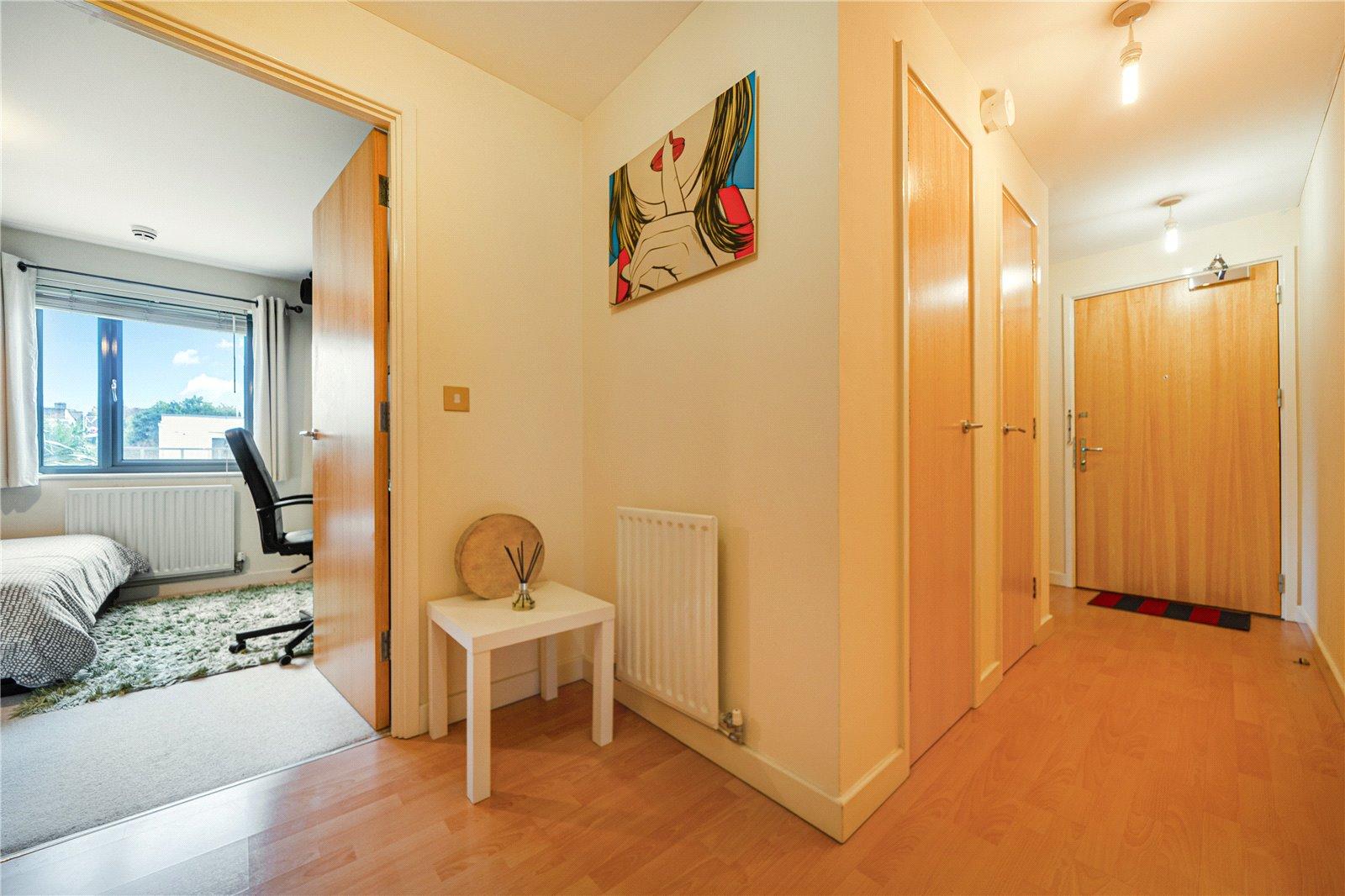 2 bedroom property for sale in West Norwood | Robinson Jackson