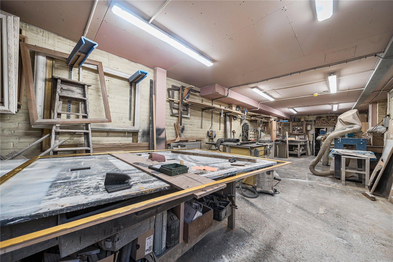 5 bedroom house for sale in Queensthorpe Road | Robinson Jackson